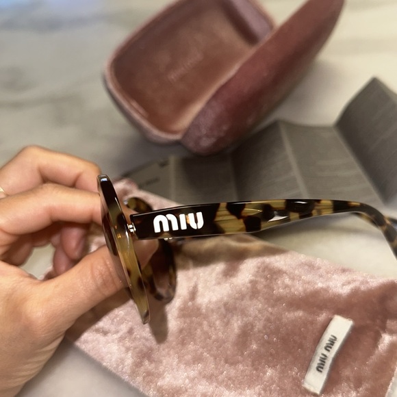 Authentic Miu Miu turtle shell sunglasses - Picture 7 of 12